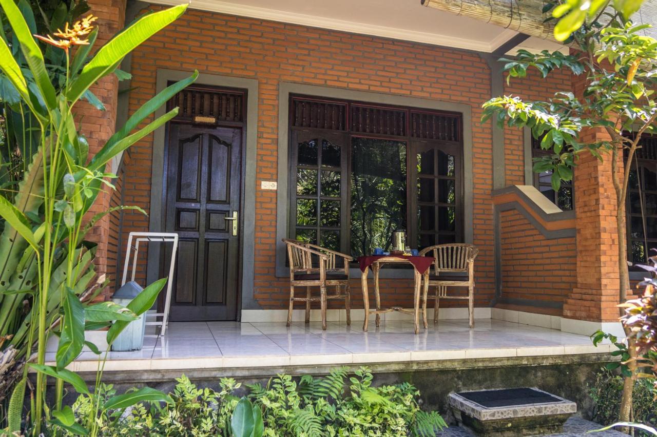 Adi Santia Bungalows Ubud Kültér fotó